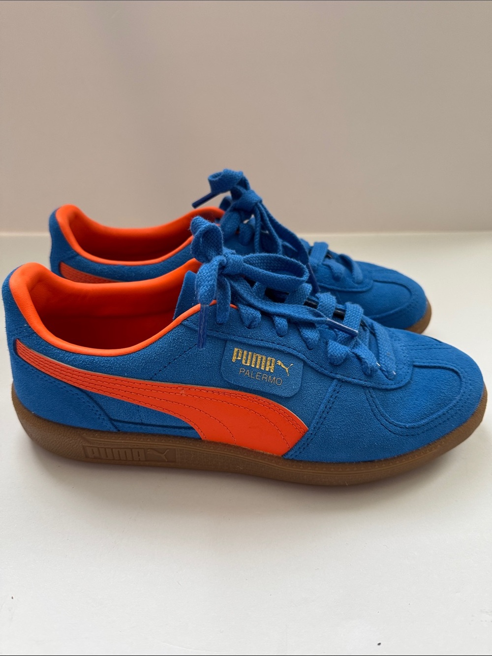 Puma Palermo Suede Sneakers Bright Blue w/ Orange Accents, fits size 8 ladies